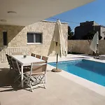 La Du Soleil Villa