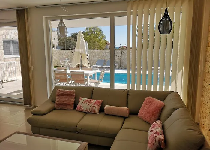 Villa La Du Soleil Sukošan
